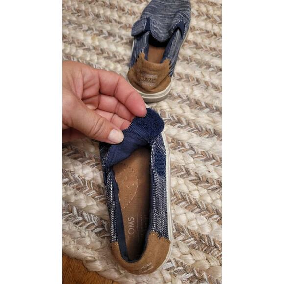 TOMS Blue White Stripe Canvas Slip On Shoes Toddler Casual Size 10 - Picture 4 of 8